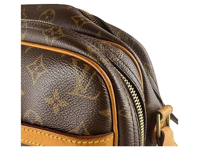 Borsa a tracolla Louis Vuitton Reporter PM Marrone Monogramma - vista 8