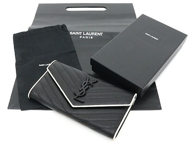 Cartera Saint Laurent Cassandra Matelassé Large Flap Negro Blanco - vista 6