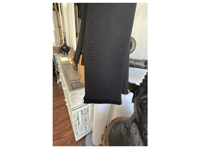 Munthe Plus Simonsen Giacca Peplum PLU in cotone nera con chiusura a gancio e occhiello Nero - vista 5