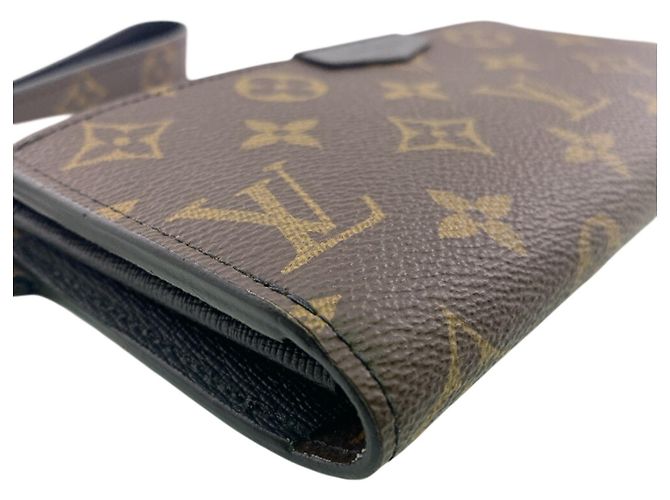 Zippy Louis Vuitton Long Wallet in Monogram Canvas and Leather Brown - view 5