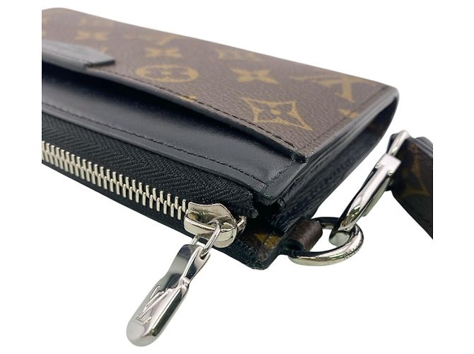 Zippy Louis Vuitton Long Wallet in Monogram Canvas and Leather Brown - view 6