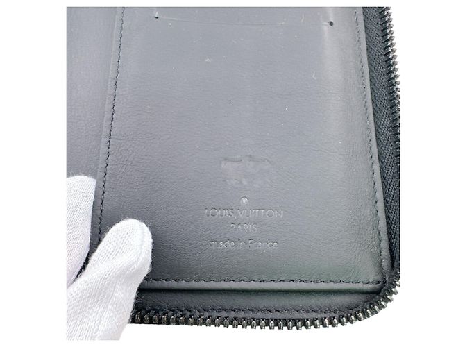 Louis Vuitton Long Bi-Fold Wallet Black - view 10