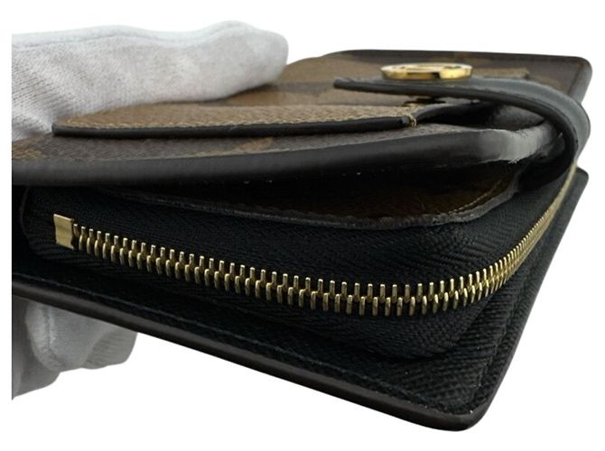 Cartera Juliette Giant Monogram Reverse de Louis Vuitton Castaño - vista 10