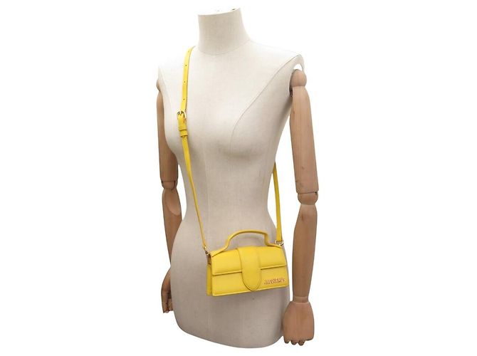 BORSA A MANO JACQUEMUS LE BAMBINO 213BA006 IN PELLE GIALLA A SPALLA Giallo - vista 4