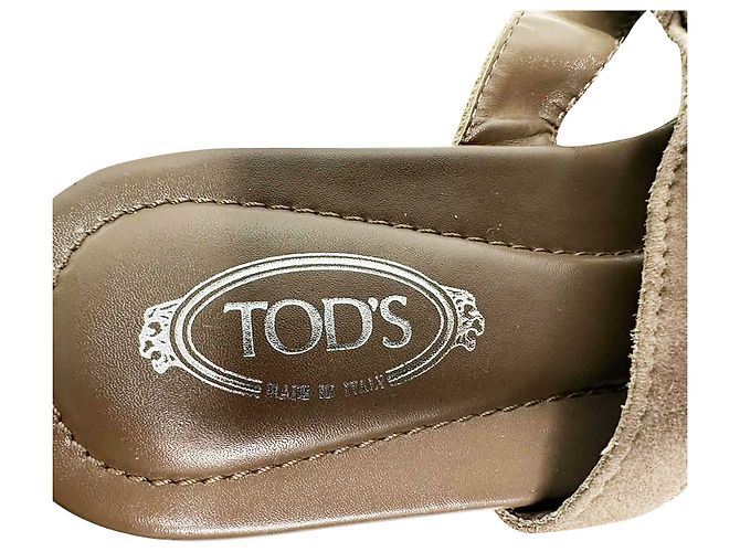 Sandali slide thong con dettaglio a fiocco in scamosciato marrone Tod's - vista 9