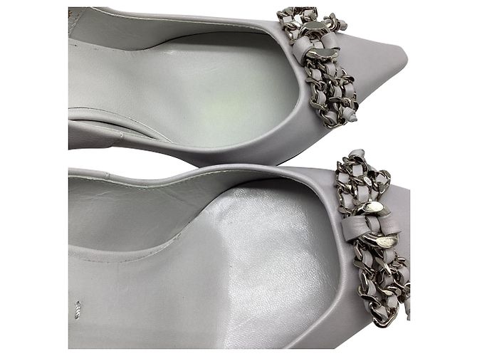 Décolleté Bow Chain dettagliate in pelle grigia Casadei Grigio - vista 9