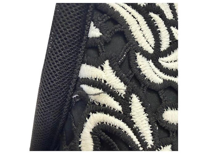 Sandro Paris Romantisches Guipure-Spitzen-Minikleid aus schwarzem Polyester - Ansicht 6