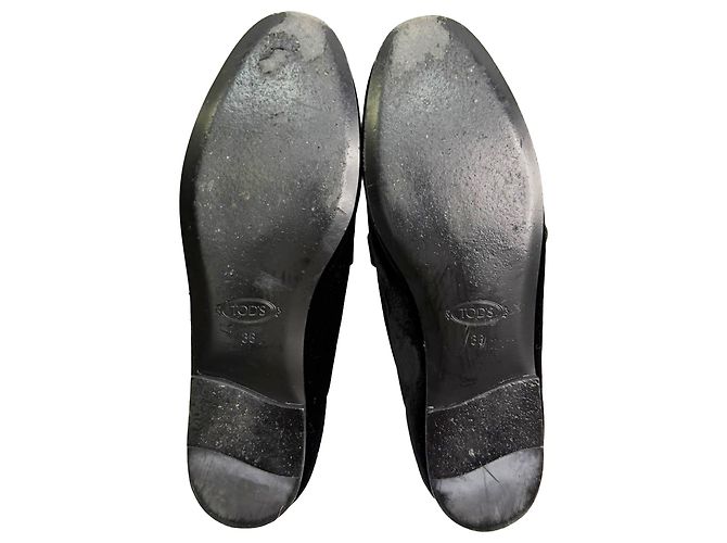 Tod's Loafer aus schwarzem Samt mit Kristallbesatz - Ansicht 6