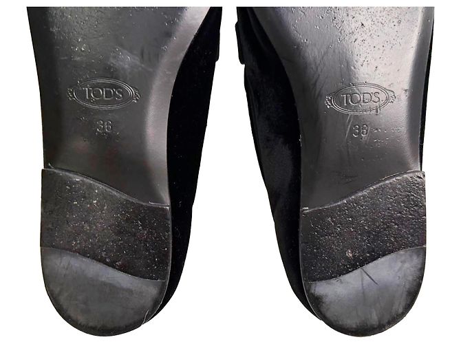 Tod's Loafer aus schwarzem Samt mit Kristallbesatz - Ansicht 9