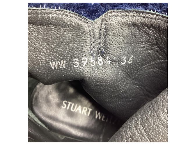 Botas Stuart Weitzman con borde deshilachado en terciopelo azul - vista 11