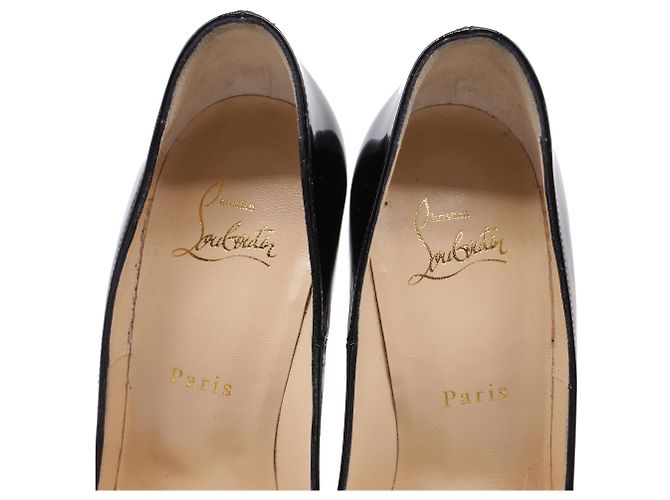 Décolleté So Kate di Christian Louboutin in vernice nera - vista 8