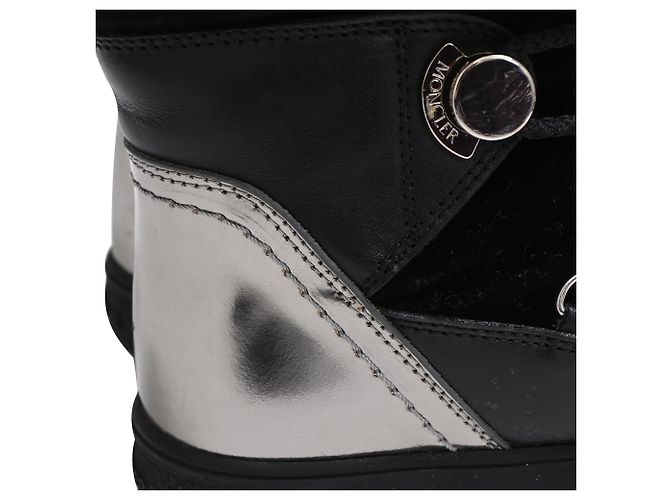 Botas de neve Moncler Stephanie em couro preto - vista 11