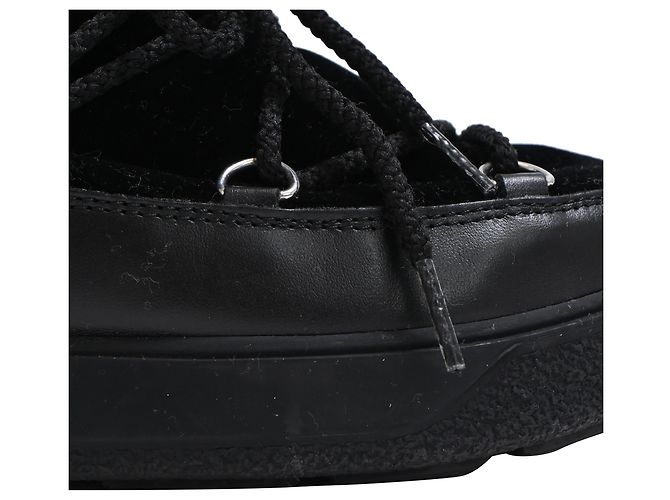 Botas de neve Moncler Stephanie em couro preto - vista 12