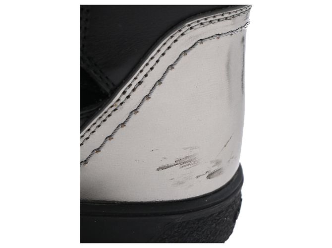 Botas de neve Moncler Stephanie em couro preto - vista 13