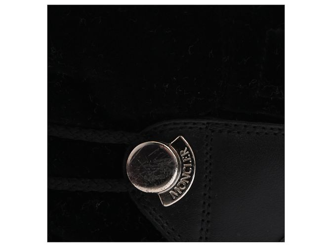 Botas de neve Moncler Stephanie em couro preto - vista 14