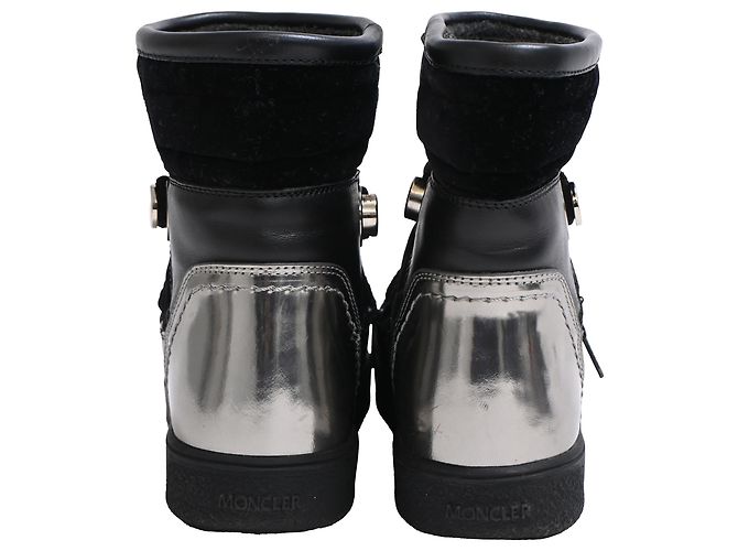 Botas de neve Moncler Stephanie em couro preto - vista 3