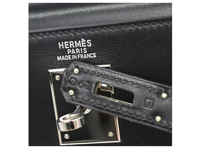 Hermès Bolso Kelly Hermes Black Box Calf con Herrajes de Paladio 32 Negro - vista 4