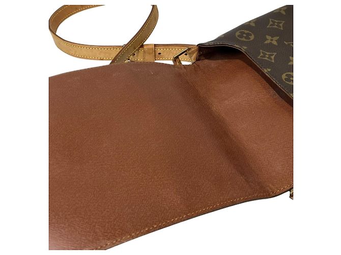 Borsa a tracolla Louis Vuitton Musette Salsa Marrone - vista 9