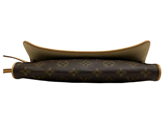 Louis Vuitton Pochette Twin GM Monogram Canvas Marrone - vista 3