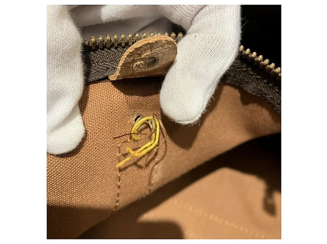Louis Vuitton Keepall Bandoulière 55 Borsa Boston - vista 9