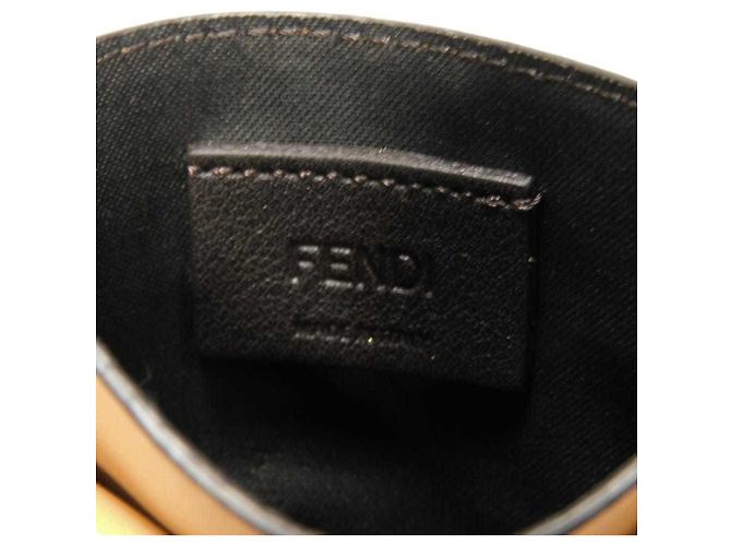 Fendi Münzbeutel aus beigem Lammleder - Ansicht 12