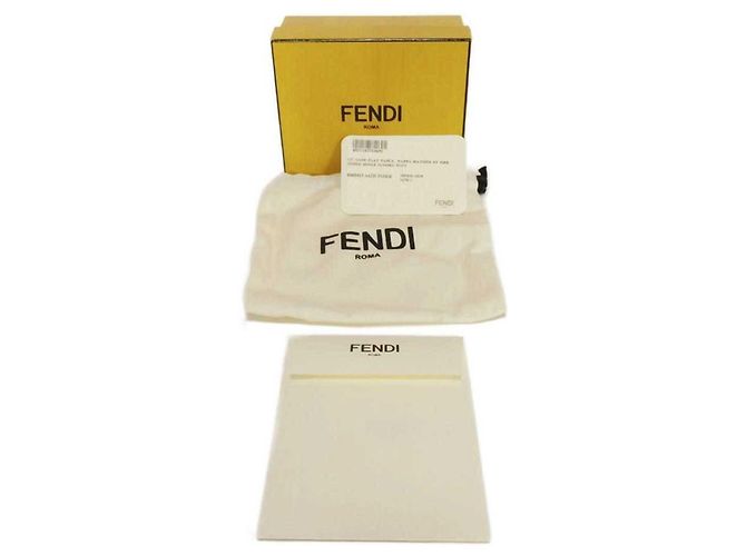 Fendi Münzbeutel aus beigem Lammleder - Ansicht 17