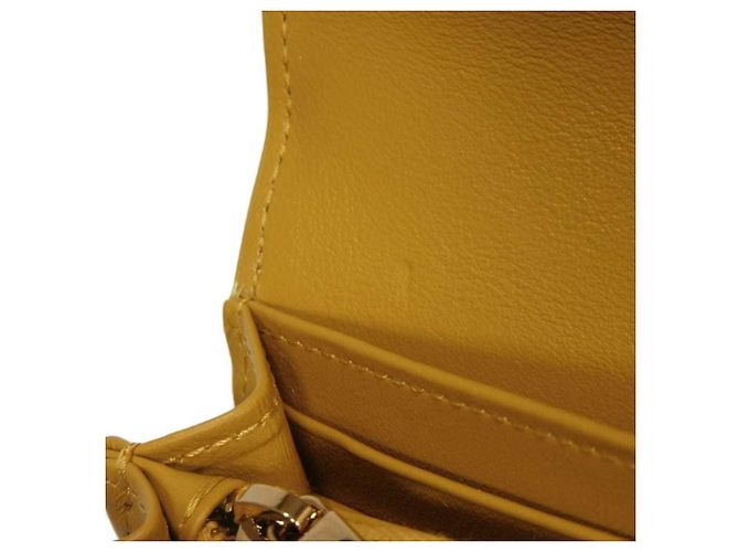 Portafoglio bi-fold con patta lunga Tod's T Timeless Giallo Senape - vista 10