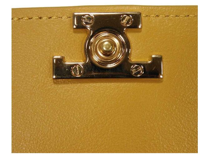 Portafoglio bi-fold con patta lunga Tod's T Timeless Giallo Senape - vista 8