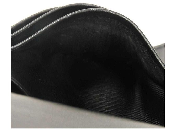 Fendi By The Way Piccolo Portafoglio con Borchie Oro Bi-fold Wallet Nero - vista 12