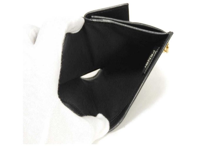 Fendi By The Way Piccolo Portafoglio con Borchie Oro Bi-fold Wallet Nero - vista 16