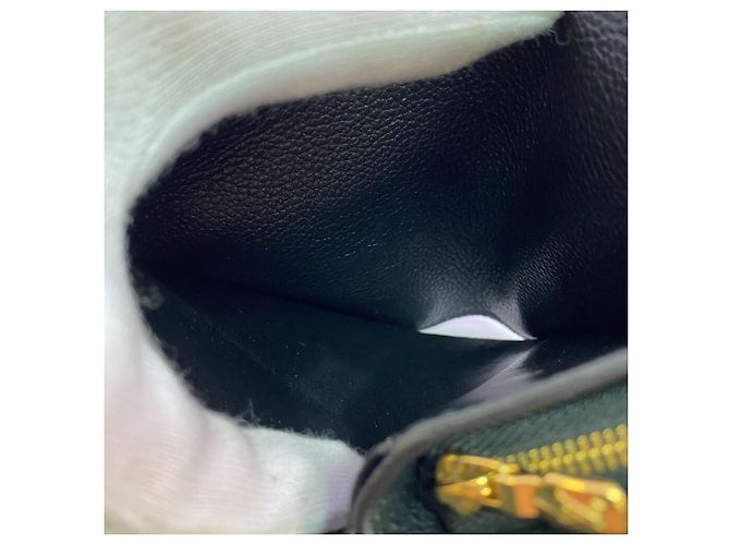 Cartera tríptico Louis Vuitton Monogram Empreinte Negro - vista 8