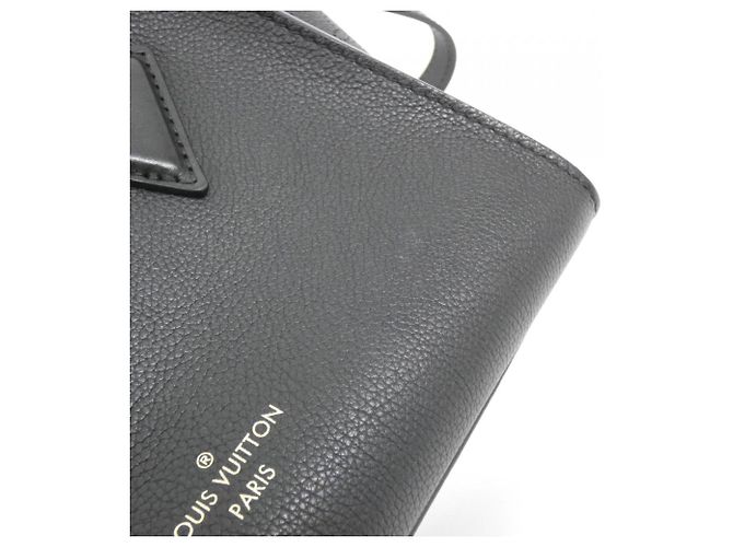 Louis Vuitton On My Side PM Handtasche Schwarz - Ansicht 4
