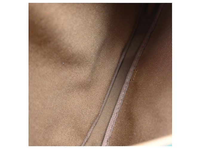 Louis Vuitton Saumur Monogram Canvas 30 Marron - vue 3