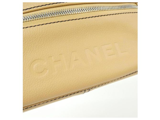 Borsa a tracolla Chanel 23053 in pelle beige - vista 4