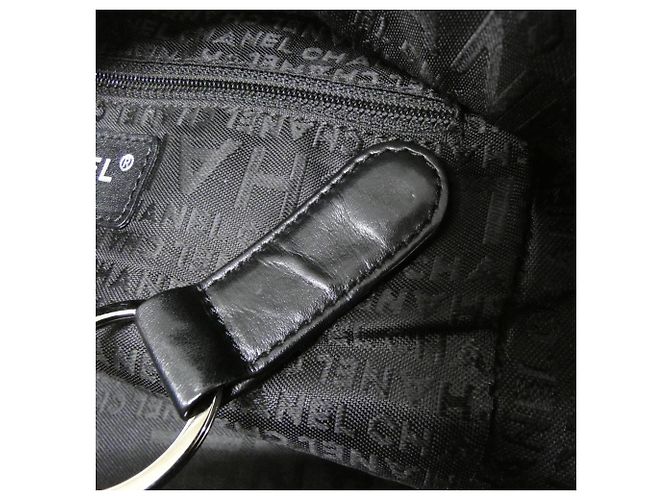 Borsa a tracolla Chanel 26134 in pelle di vitello granulata nera Nero - vista 8
