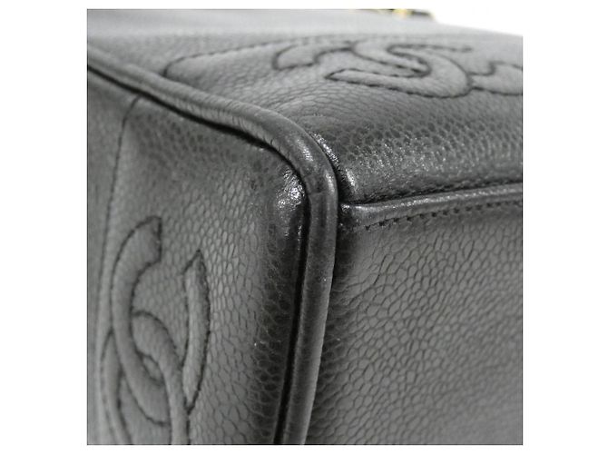 Borsa a tracolla Chanel in pelle di vitello granulata Nero - vista 2