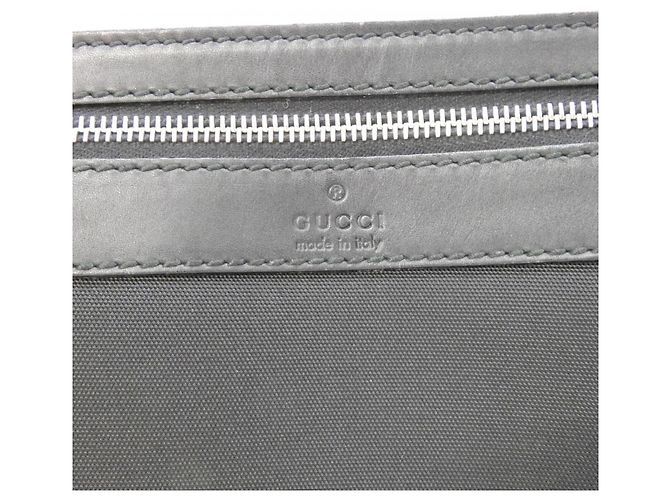 Borsa a tracolla in nylon nero Gucci 92562 - vista 5