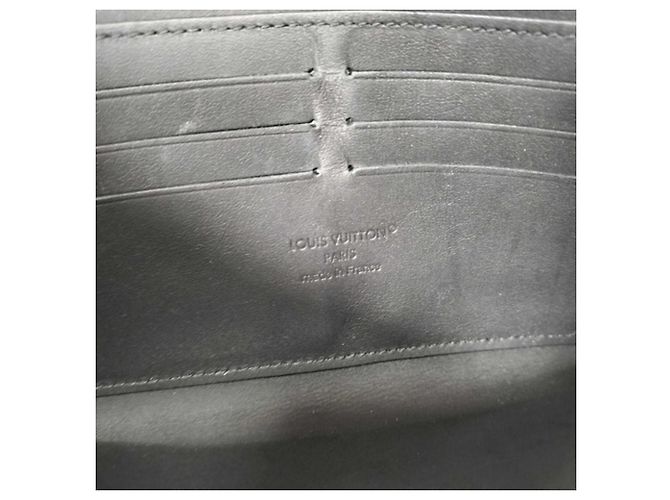 Louis Vuitton Long Wallet in Black Calf Leather - view 9