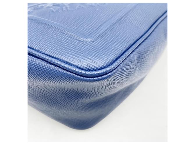 Borsa a tracolla Prada Triangle in pelle blu - vista 4
