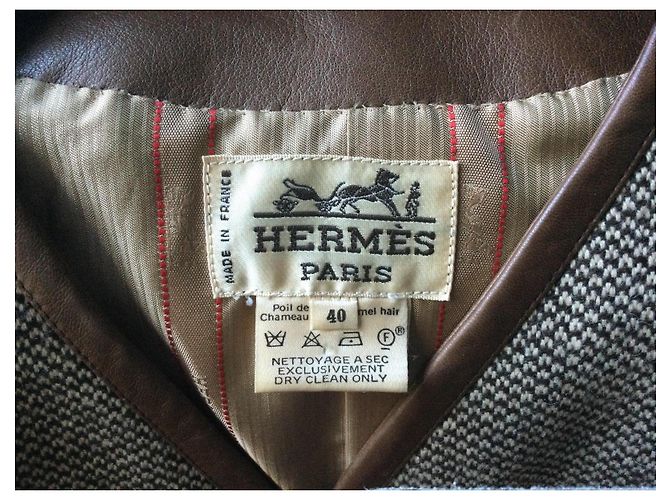Hermès Jagdjacke aus Kamelhaar und Lammleder Braun Beige - Ansicht 10
