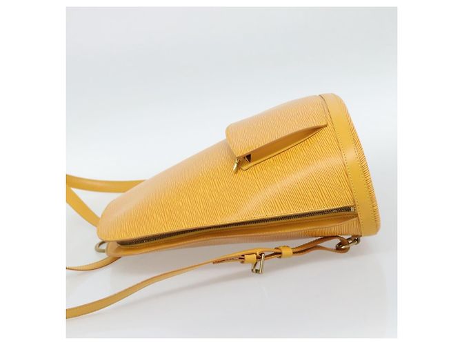 Louis Vuitton Gobelins Epi Leather Giallo - vista 3