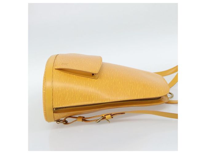 Louis Vuitton Gobelins Epi Leather Giallo - vista 4