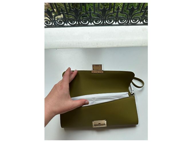 AMI Paris Borsa a tracolla in pelle verde oliva - vista 3