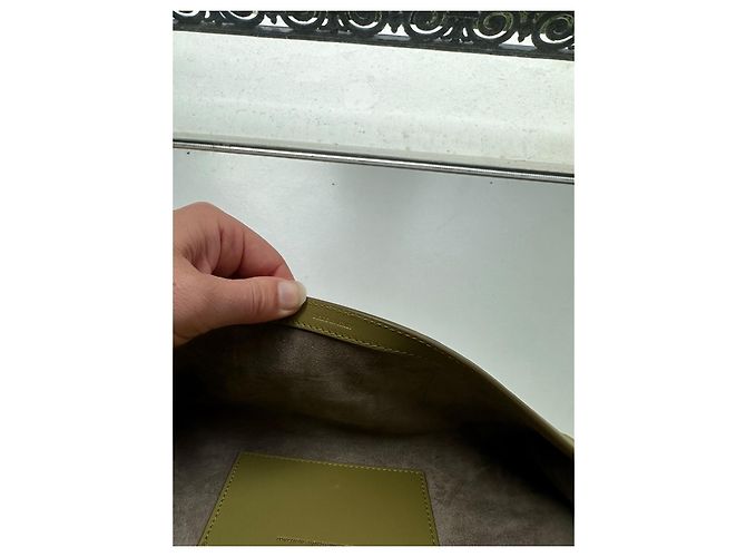 AMI Paris Borsa a tracolla in pelle verde oliva - vista 8