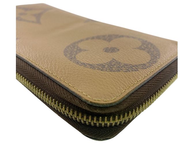 Zippy Wallet Louis Vuitton Giant Monogram Reverse Braun - Ansicht 4