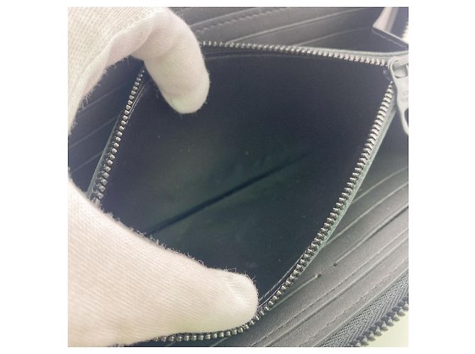 Louis Vuitton Taurillon Long Wallet Black - view 9