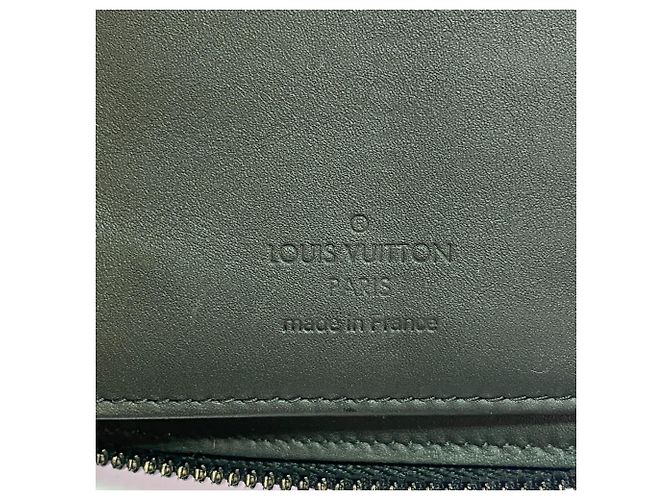 Cartera Zippy Monogram Louis Vuitton Negro Verde Púrpura - vista 10