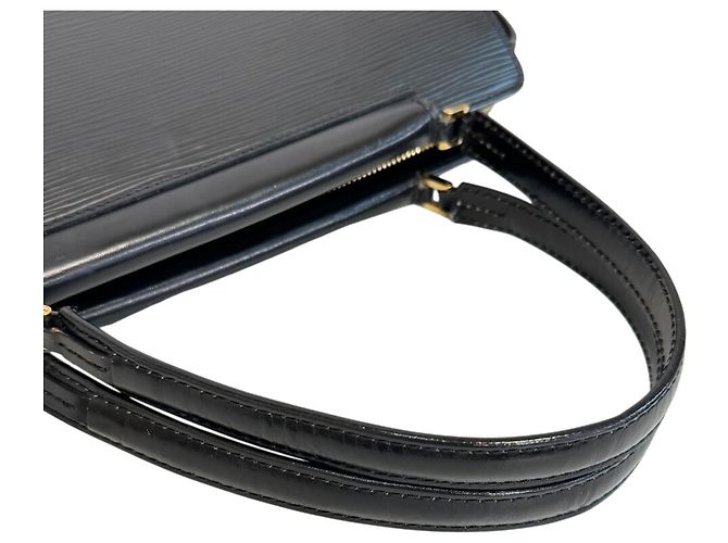 Borsa Louis Vuitton M52012 Figari PM Epi Nera Nero - vista 9