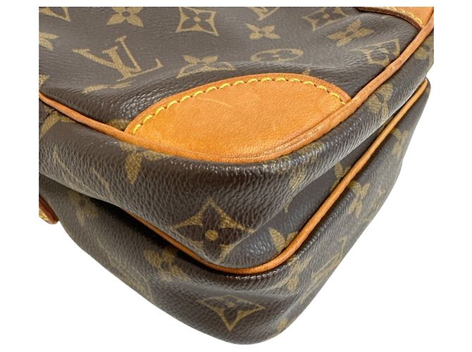 Borsa a tracolla Louis Vuitton Monogram Pochette Marrone - vista 4