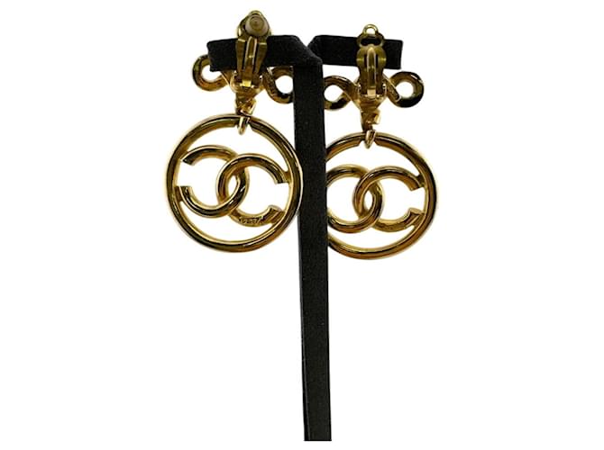 Orecchini a clip Chanel 2934 Coco Mark D'oro - vista 11